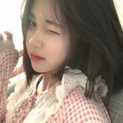 艳阳春水惊鸿